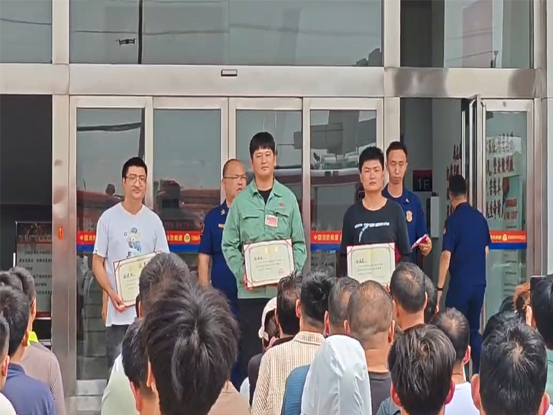 赛场显雄风 比武论英雄